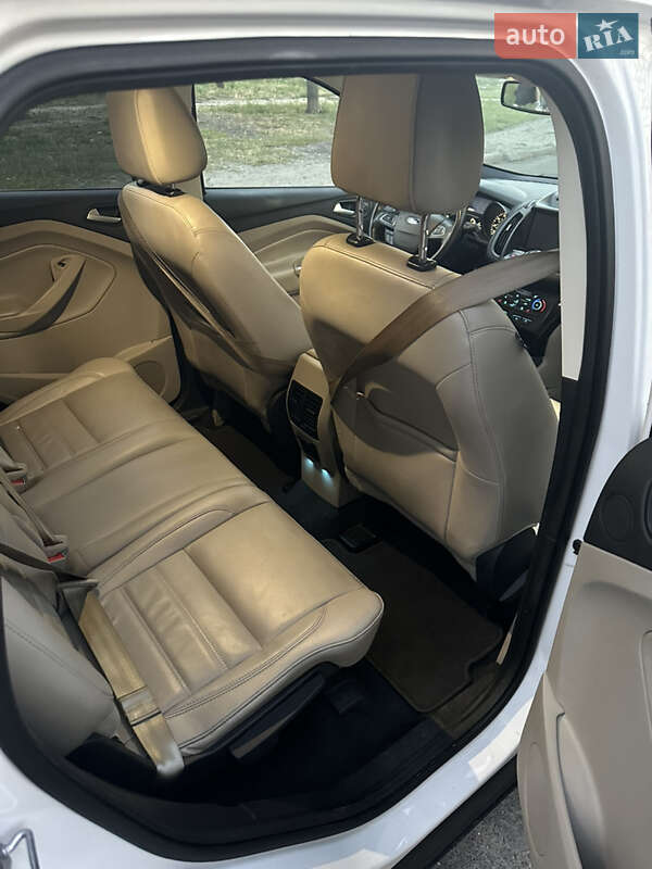 Позашляховик / Кросовер Ford Escape 2016 в Києві
