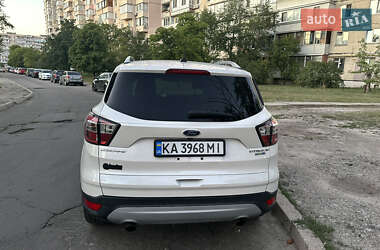 Позашляховик / Кросовер Ford Escape 2016 в Києві