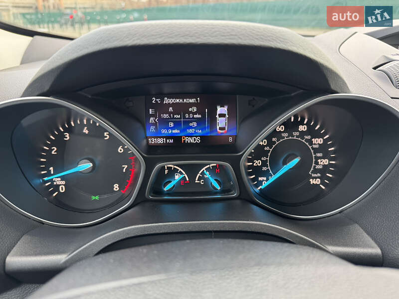 Внедорожник / Кроссовер Ford Escape 2016 в Ивано-Франковске