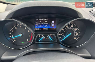 Внедорожник / Кроссовер Ford Escape 2016 в 