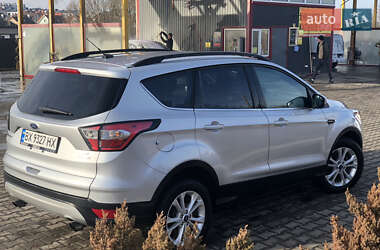 Внедорожник / Кроссовер Ford Escape 2018 в Хмельницком