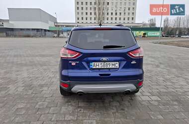 Позашляховик / Кросовер Ford Escape 2015 в Черкасах