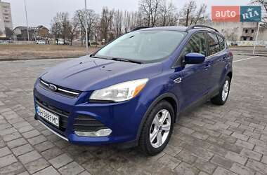 Позашляховик / Кросовер Ford Escape 2015 в Черкасах