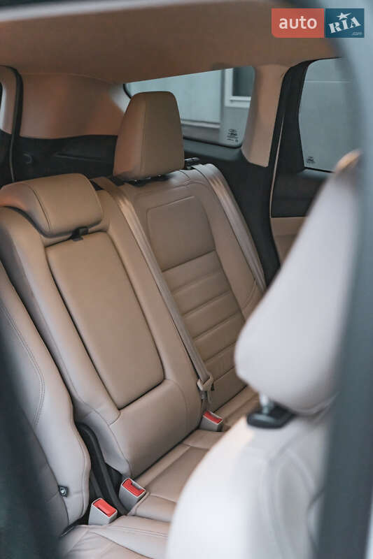 Внедорожник / Кроссовер Ford Escape 2017 в Киеве