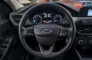 Внедорожник / Кроссовер Ford Escape 2020 в Киеве