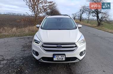 Позашляховик / Кросовер Ford Escape 2016 в Новомосковську