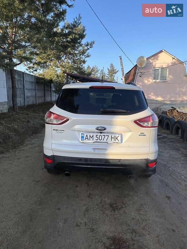 Позашляховик / Кросовер Ford Escape 2013 в Іршанському