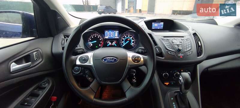 Внедорожник / Кроссовер Ford Escape 2015 в Запорожье