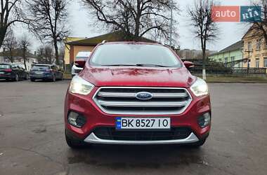 Внедорожник / Кроссовер Ford Escape 2017 в Ровно