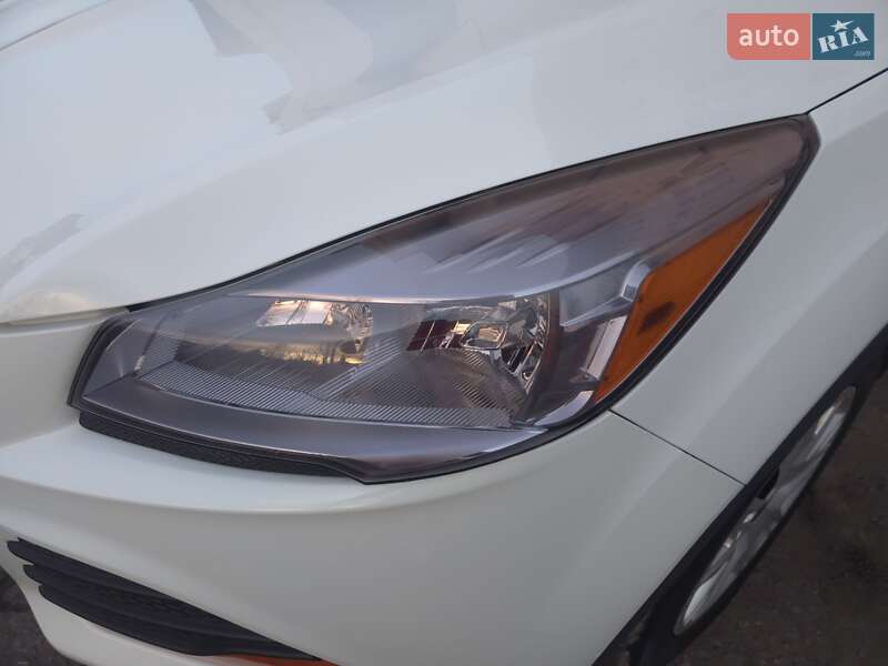 Внедорожник / Кроссовер Ford Escape 2013 в Жовкве