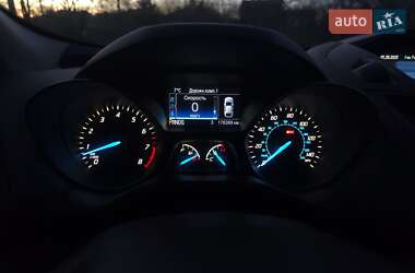 Позашляховик / Кросовер Ford Escape 2013 в 