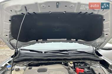 Внедорожник / Кроссовер Ford Escape 2020 в 