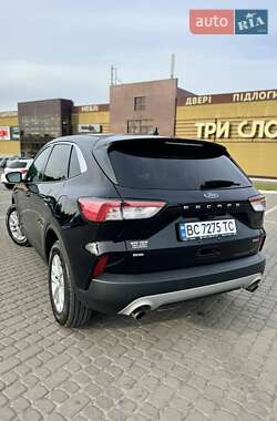 Позашляховик / Кросовер Ford Escape 2021 в Львові