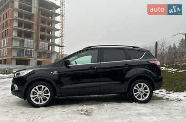 Внедорожник / Кроссовер Ford Escape 2018 в Львове