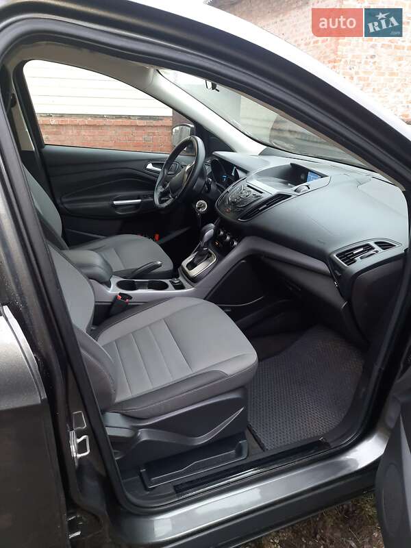 Внедорожник / Кроссовер Ford Escape 2014 в Чернигове