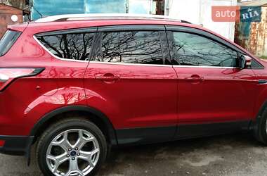 Позашляховик / Кросовер Ford Escape 2017 в Одесі