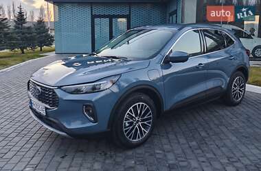 Внедорожник / Кроссовер Ford Escape 2023 в 