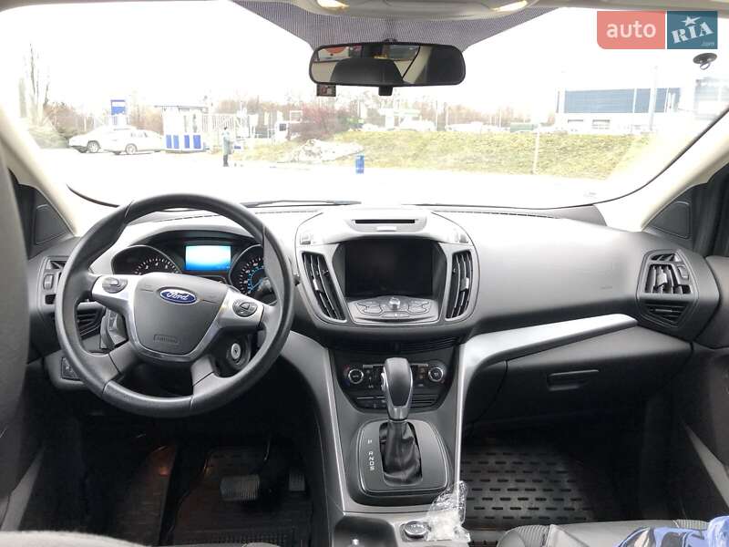 Внедорожник / Кроссовер Ford Escape 2015 в Львове