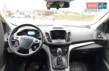 Внедорожник / Кроссовер Ford Escape 2015 в 