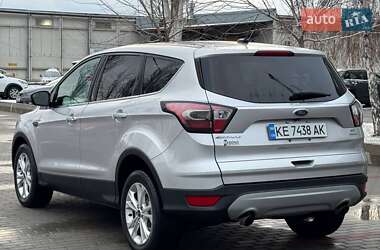 Позашляховик / Кросовер Ford Escape 2017 в Дніпрі