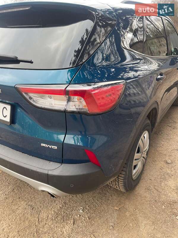 Внедорожник / Кроссовер Ford Escape 2019 в Хмельницком