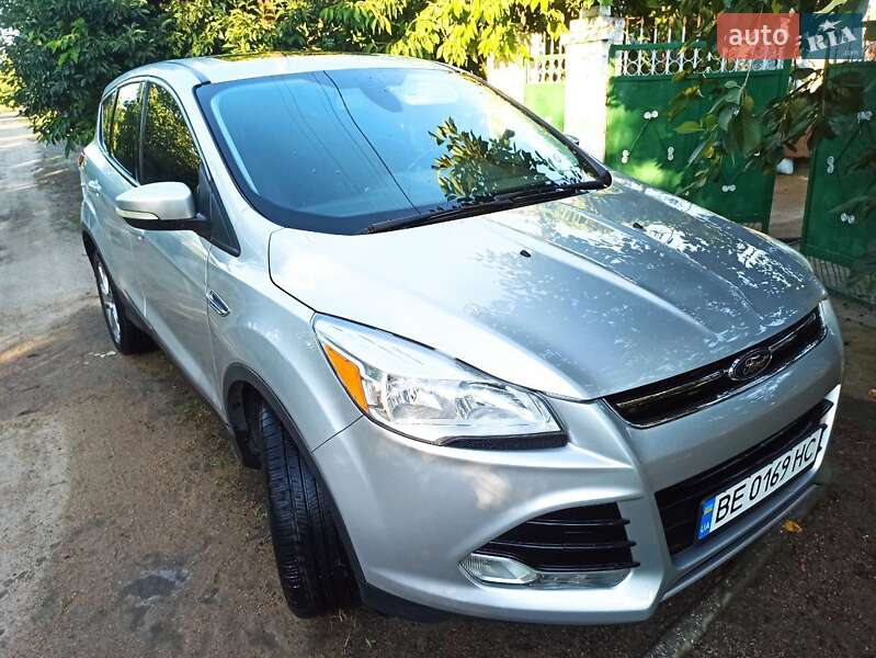 Позашляховик / Кросовер Ford Escape 2012 в Вознесенську