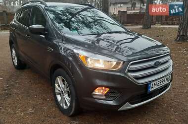 Внедорожник / Кроссовер Ford Escape 2018 в Житомире