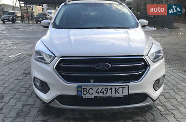 Внедорожник / Кроссовер Ford Escape 2018 в 