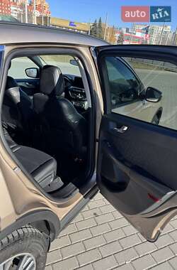 Внедорожник / Кроссовер Ford Escape 2020 в 
