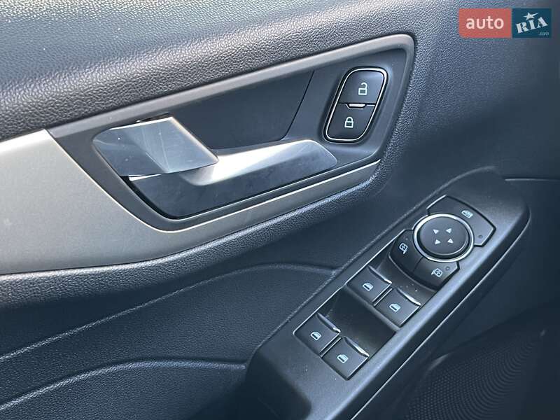 Внедорожник / Кроссовер Ford Escape 2021 в Хмельницком