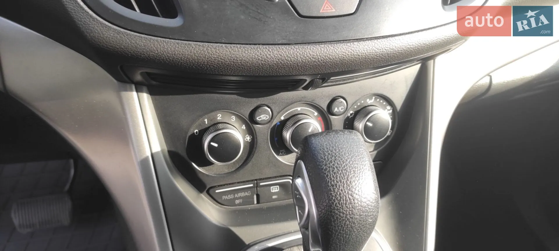 2012 Ford Escape - мініатюра 40