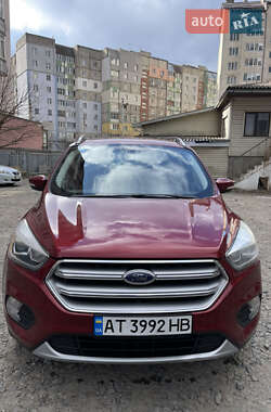 Внедорожник / Кроссовер Ford Escape 2016 в Ивано-Франковске