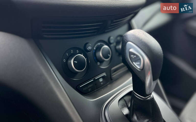Позашляховик / Кросовер Ford Escape 2014 в Івано-Франківську