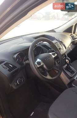 Внедорожник / Кроссовер Ford Escape 2013 в 