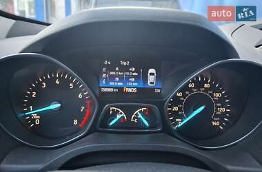 Внедорожник / Кроссовер Ford Escape 2019 в 