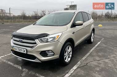 Позашляховик / Кросовер Ford Escape 2017 в Києві