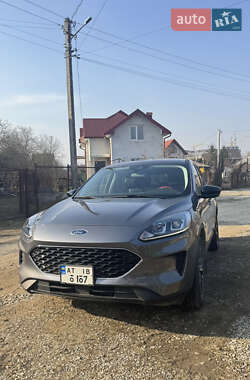 Внедорожник / Кроссовер Ford Escape 2021 в 