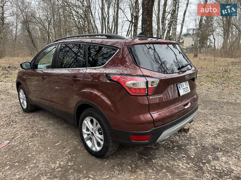 Внедорожник / Кроссовер Ford Escape 2017 в Тернополе