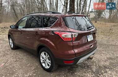 Позашляховик / Кросовер Ford Escape 2017 в 