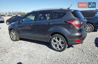 Внедорожник / Кроссовер Ford Escape 2018 в Львове