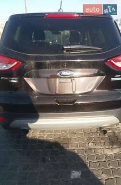Внедорожник / Кроссовер Ford Escape 2013 в 
