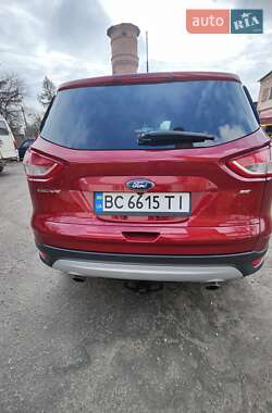 Внедорожник / Кроссовер Ford Escape 2015 в Золочеве