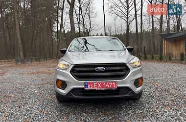 Внедорожник / Кроссовер Ford Escape 2019 в Дубно