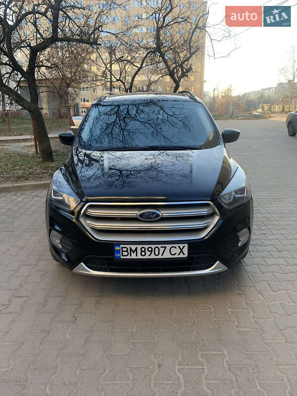 Внедорожник / Кроссовер Ford Escape 2016 в Сумах