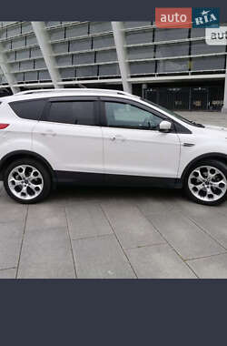 Внедорожник / Кроссовер Ford Escape 2013 в Чернигове