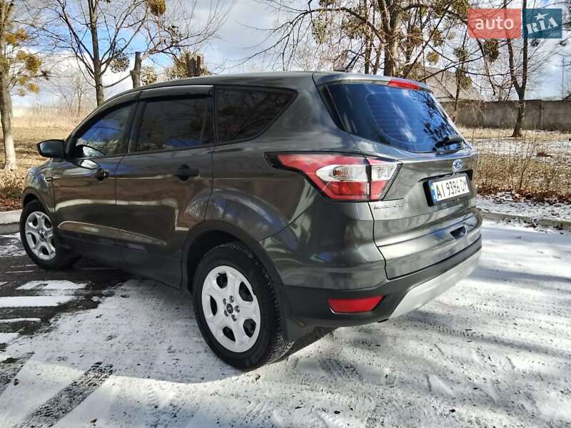 Внедорожник / Кроссовер Ford Escape 2017 в Мироновке
