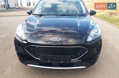 Внедорожник / Кроссовер Ford Escape 2020 в 
