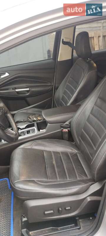 Внедорожник / Кроссовер Ford Escape 2018 в Лубнах