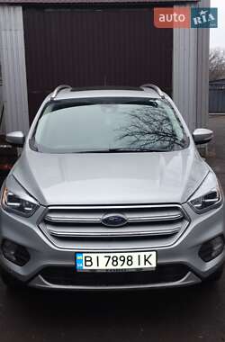 Позашляховик / Кросовер Ford Escape 2018 в Лубнах