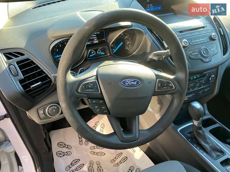 Внедорожник / Кроссовер Ford Escape 2016 в Львове